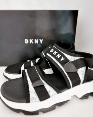 DKNY sandales