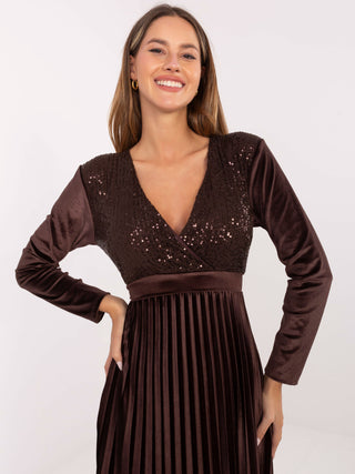 Brandhouse.lv kleita